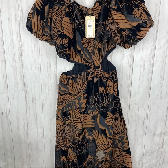 Anthropologie NWT Let Me Burn Out Velvet Maxi Dress Size Medium - Picture 9 of 13